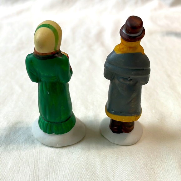 LeMax 1993 Christmas Village Figurines - Picture 3 of 8